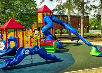 Cuidados indispensáveis no parquinho!