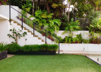 5 motivos para investir em grama sintética na decoração externa