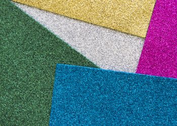 grama sintética colorida