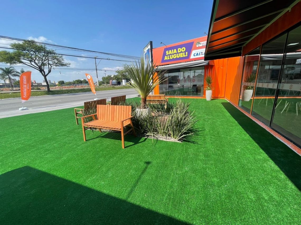 benefícios ambientais da grama sintética decorativa